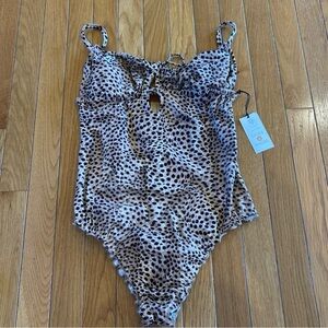 New NWT Shade & Shore One Piece Bathing Swim Suit Leopard Print Women’s 8-10 Med